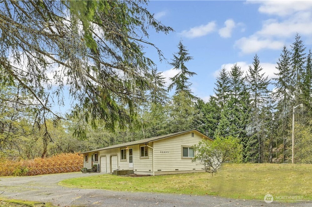 22423 95th Avenue SE, Woodinville, WA 98077