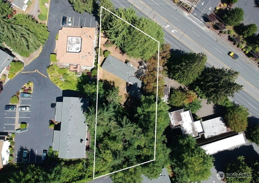 22910 Edmonds Way, Edmonds, WA 98020
