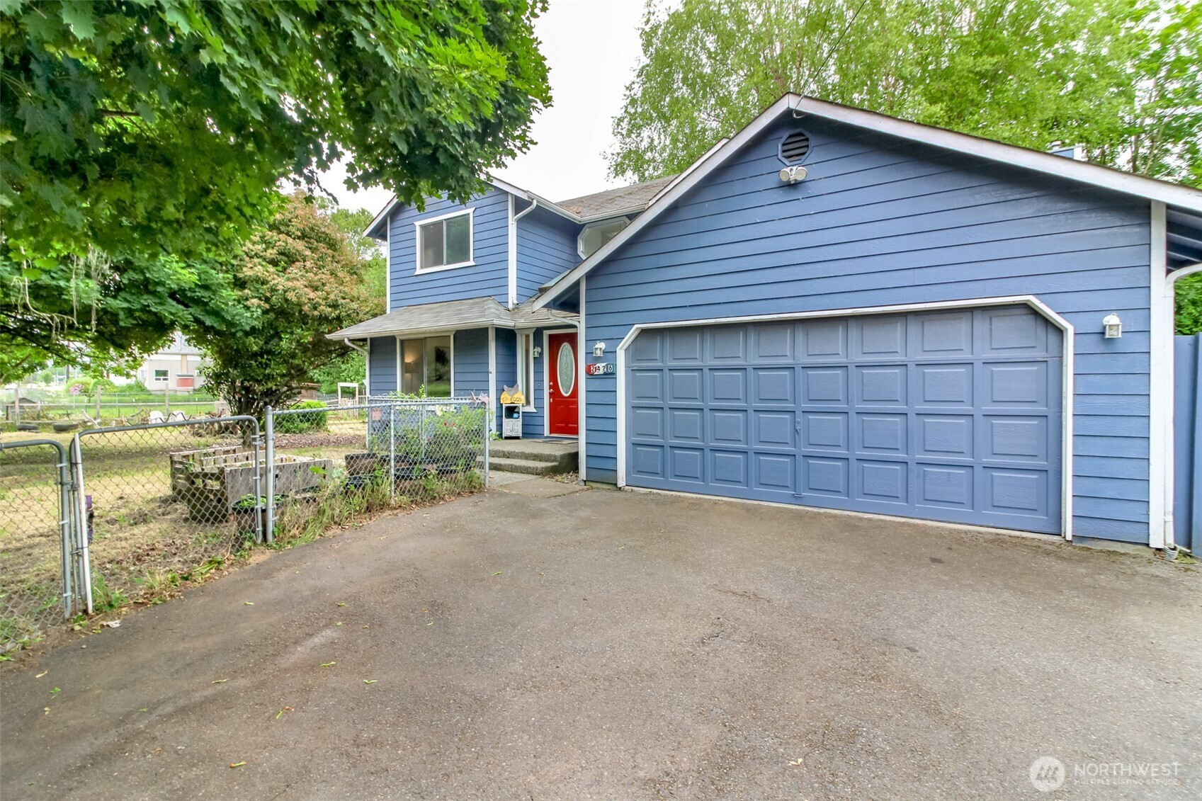 2426 E Pioneer, Puyallup, WA 98372