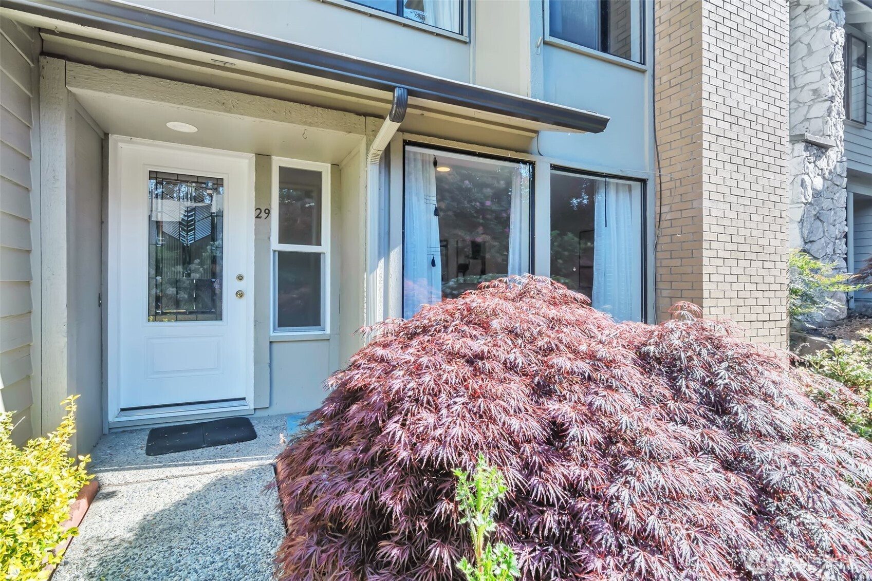 1035 156th Avenue NE, Bellevue, WA 98007