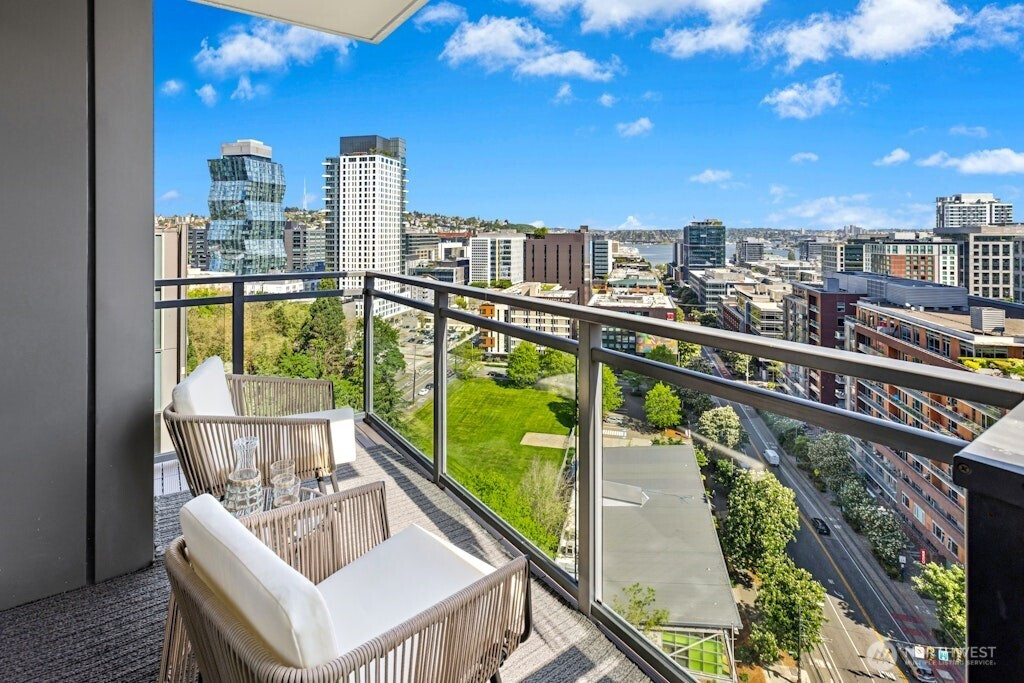 820 Blanchard Street, Seattle, WA 98121