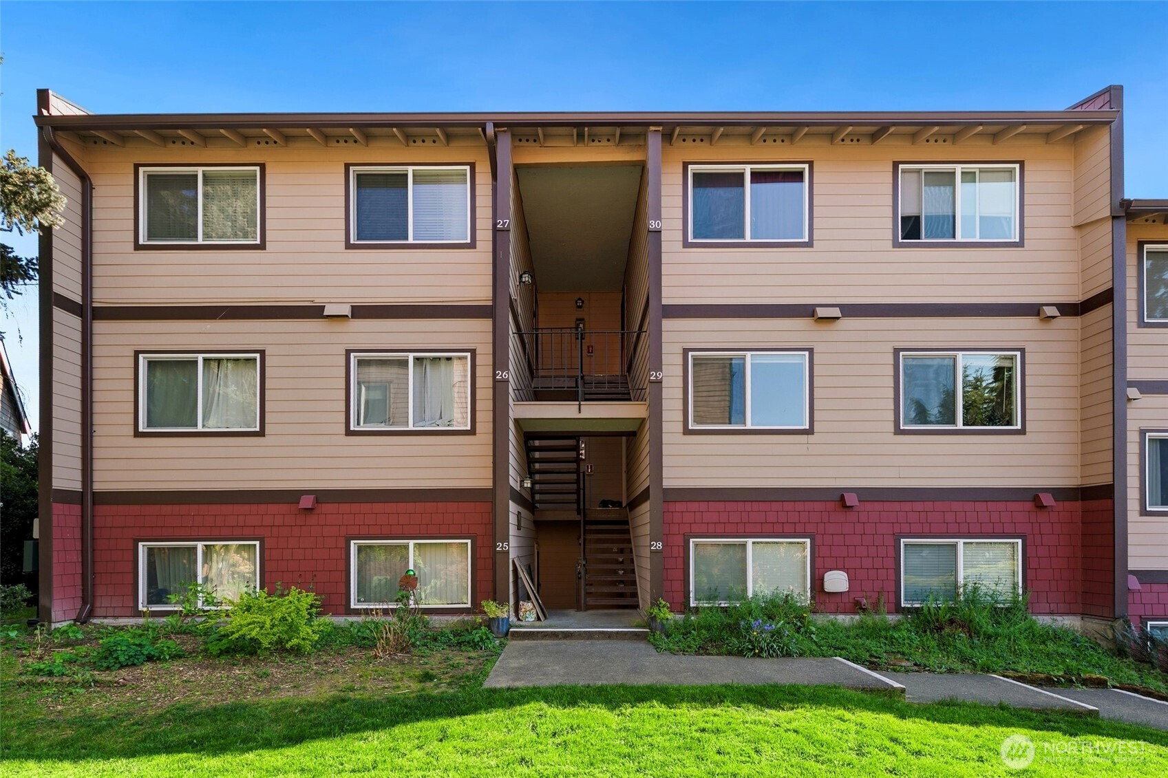 17430 Ambaum Boulevard S, Seattle, WA 98148