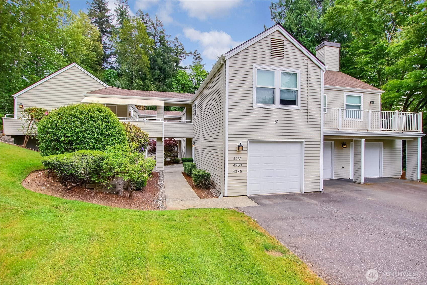 4231 220th Place SE, Issaquah, WA 98029