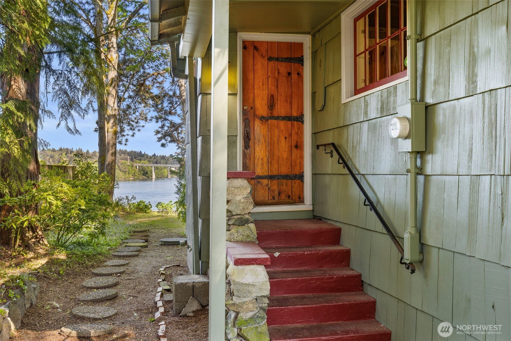 2022 Taft Avenue, Bremerton, WA 98312