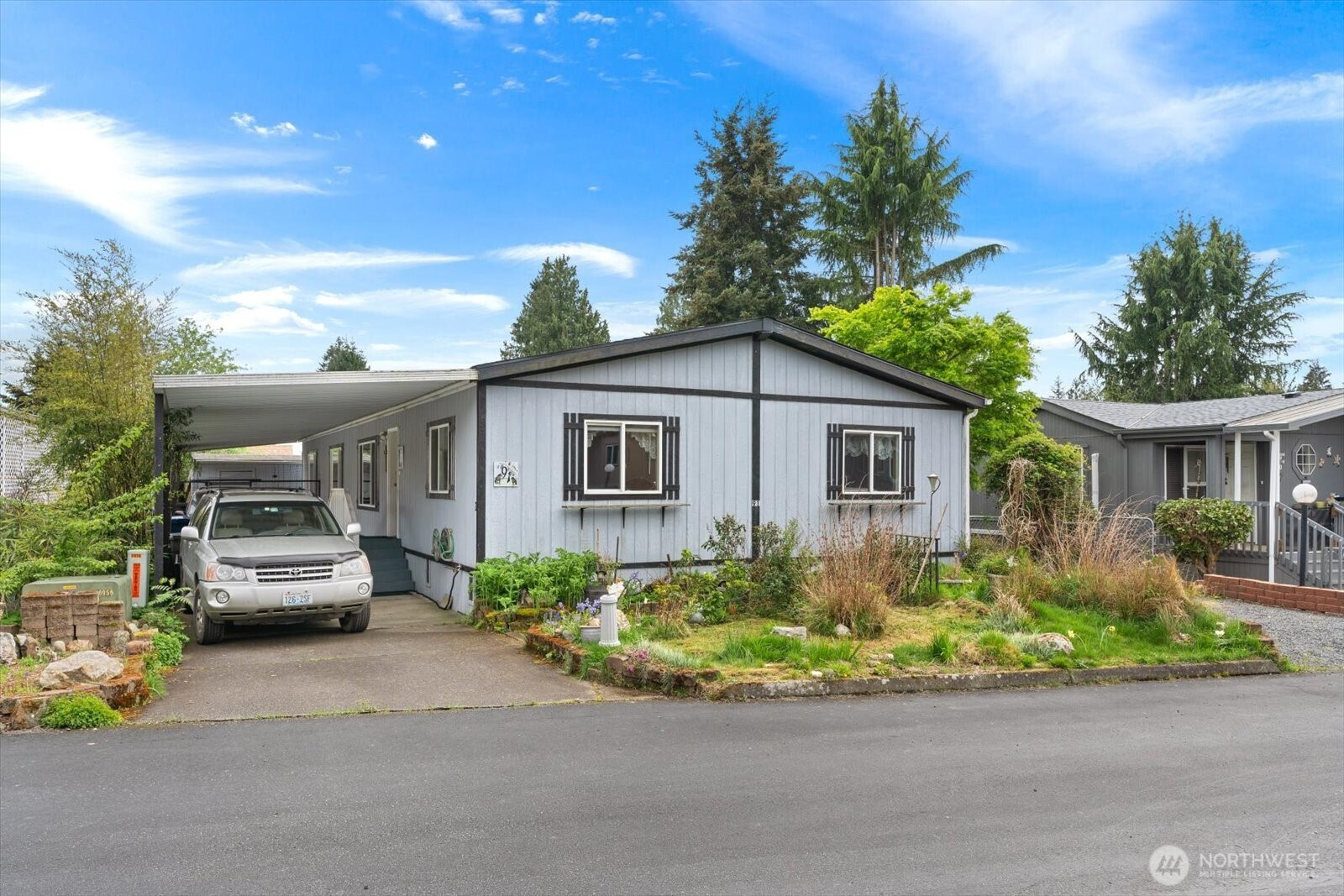 8430 SE 15th Place, Lake Stevens, WA 98258