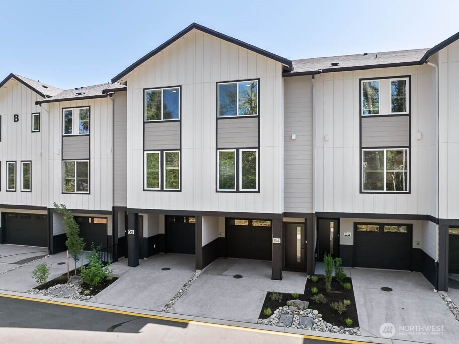 16111 36TH Avenue W, Lynnwood, WA 98087