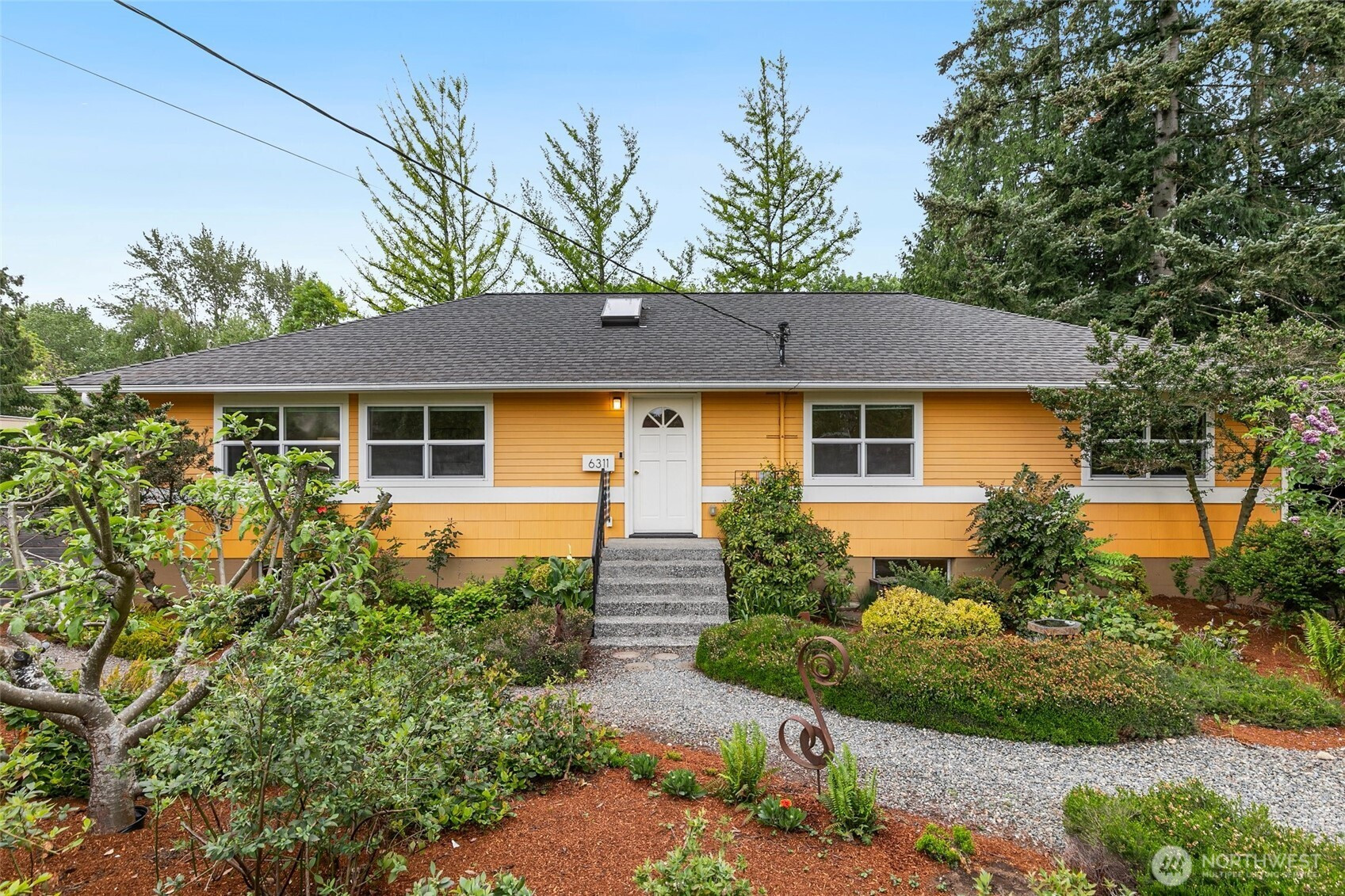 6311 18th Avenue SW, Seattle, WA 98106