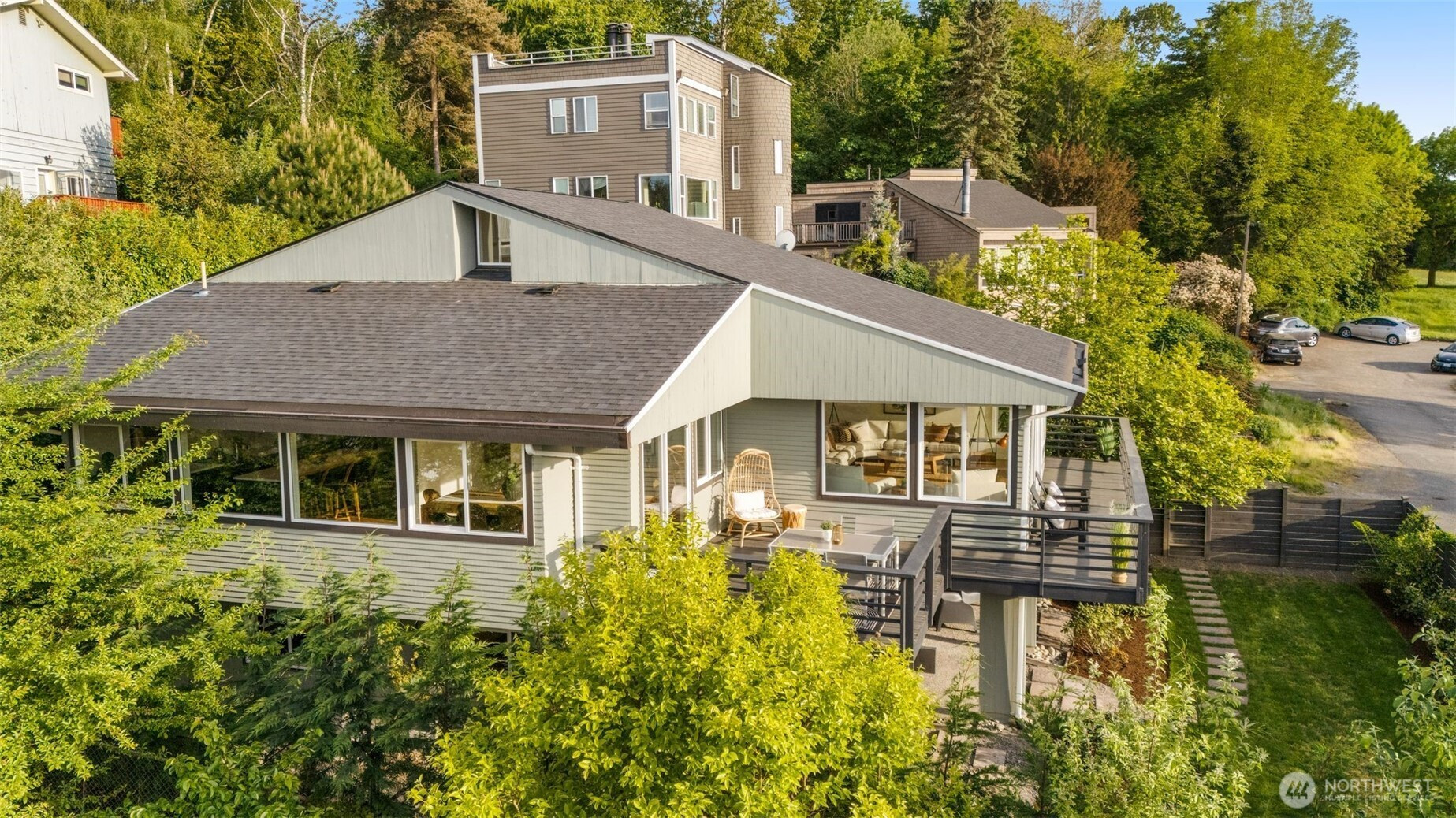 3820 45th Avenue S, Seattle, WA 98118