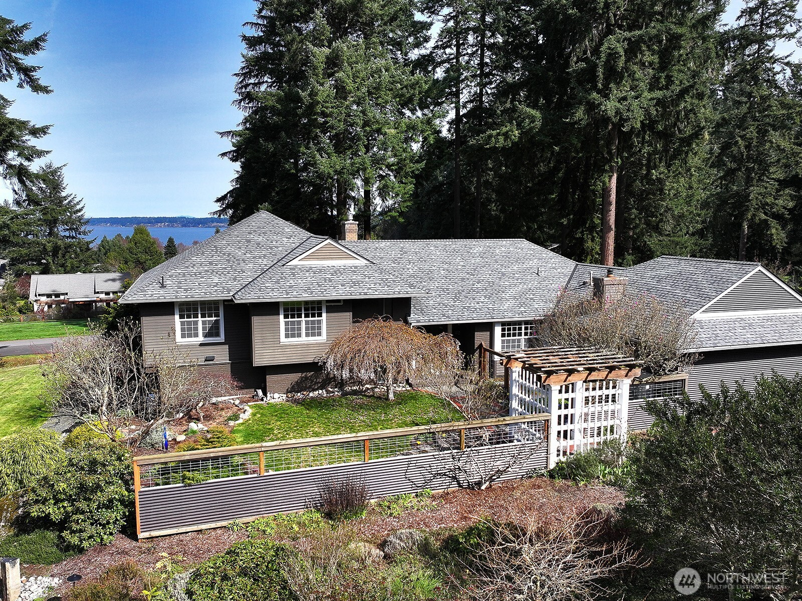 1093 Village Loop, Langley, WA 98260