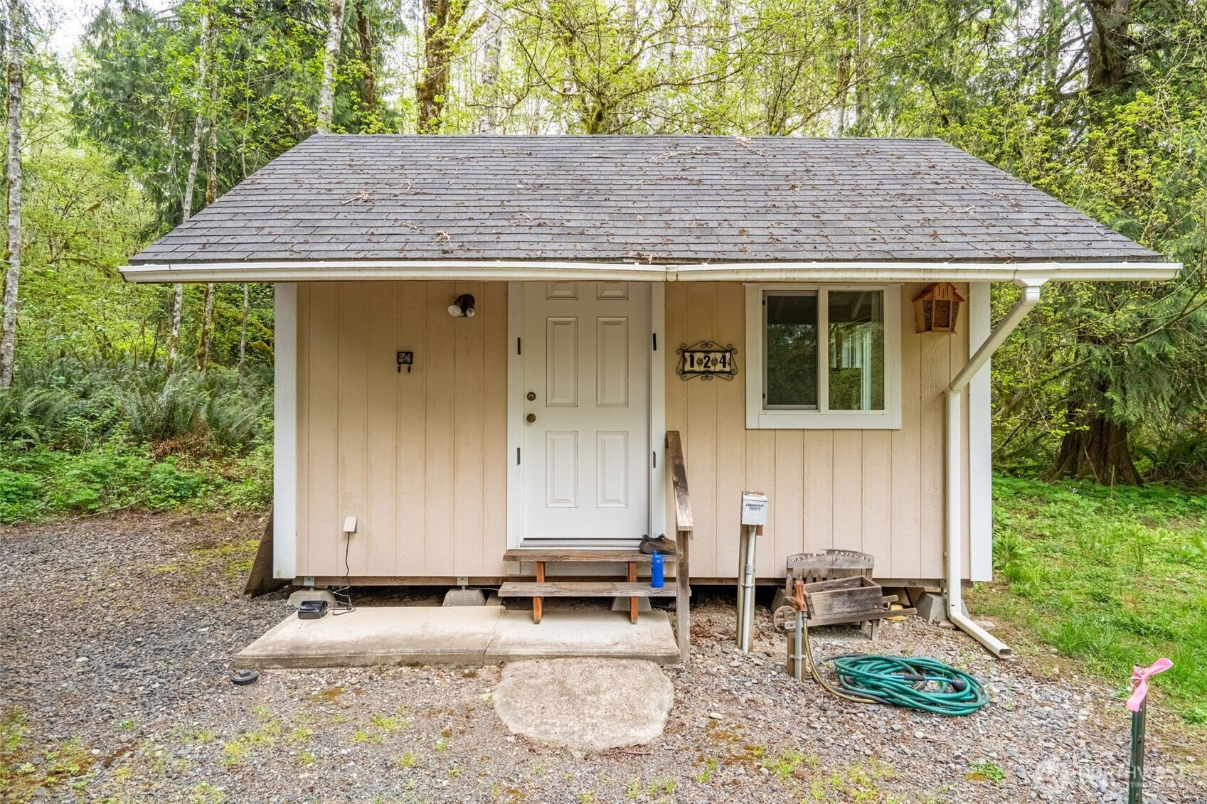 124 Raydel Drive, Mossyrock, WA 98564