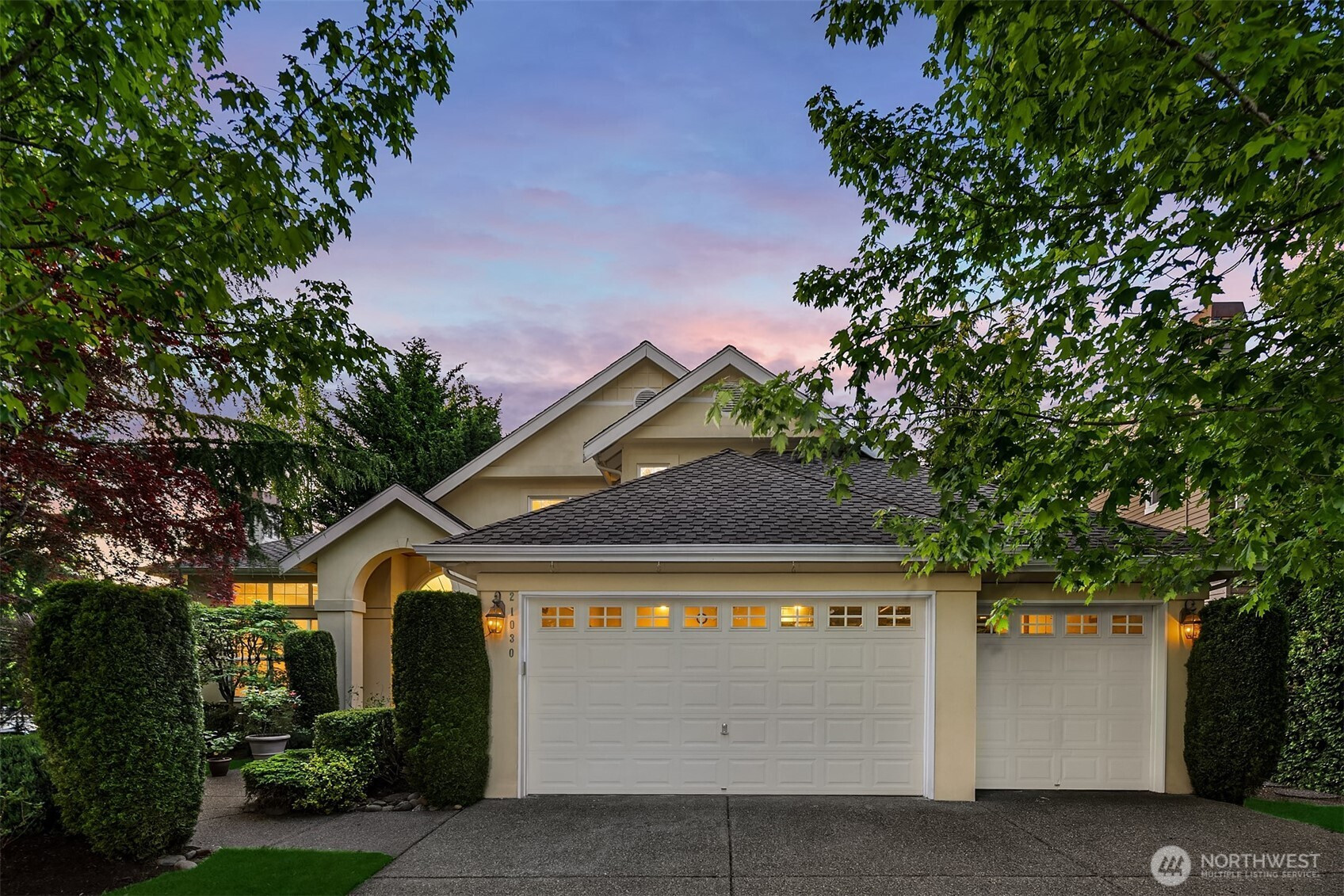 21030 SE 5th Street, Sammamish, WA 98074
