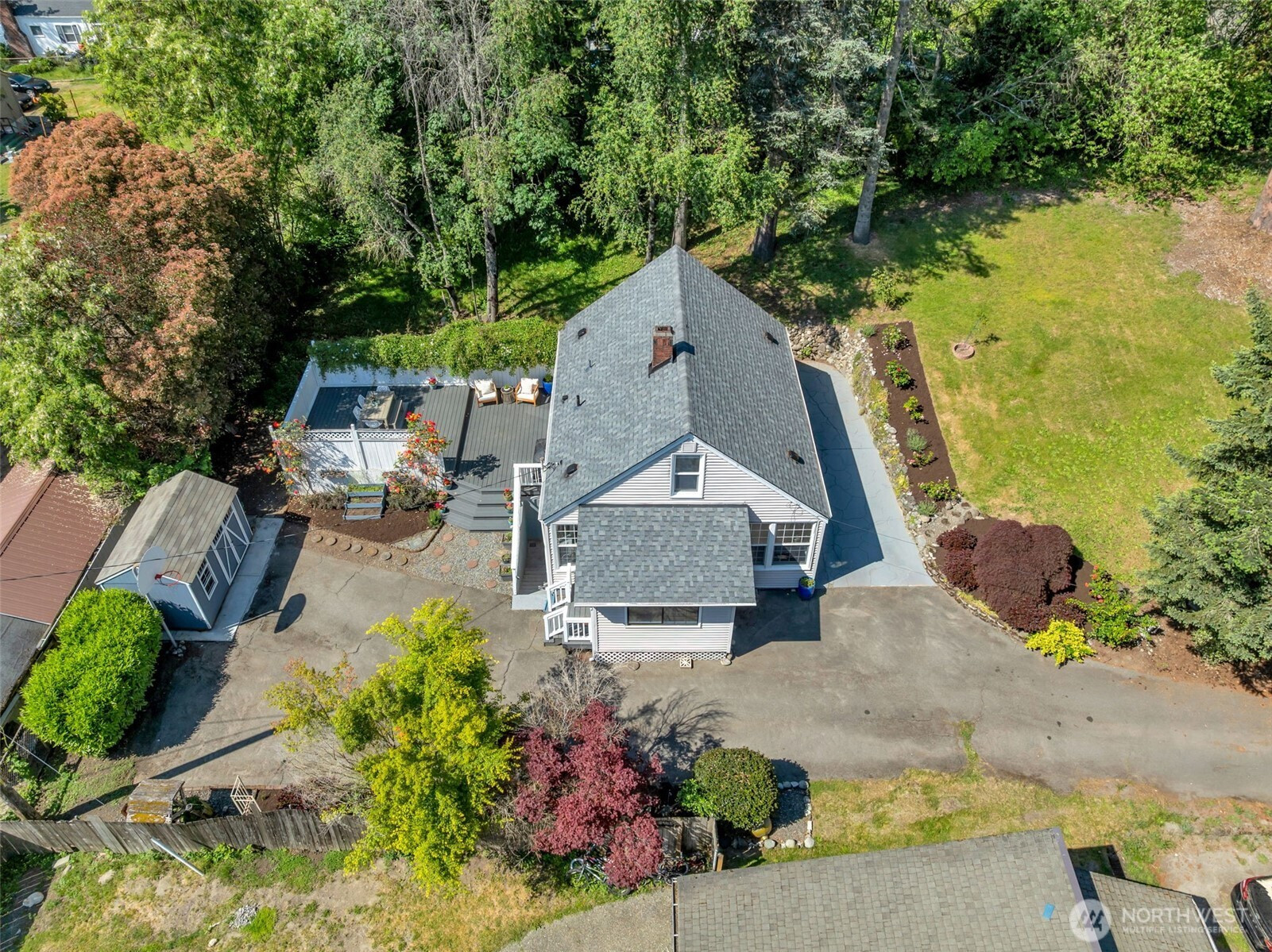 9827 22nd Avenue SW, Seattle, WA 98106
