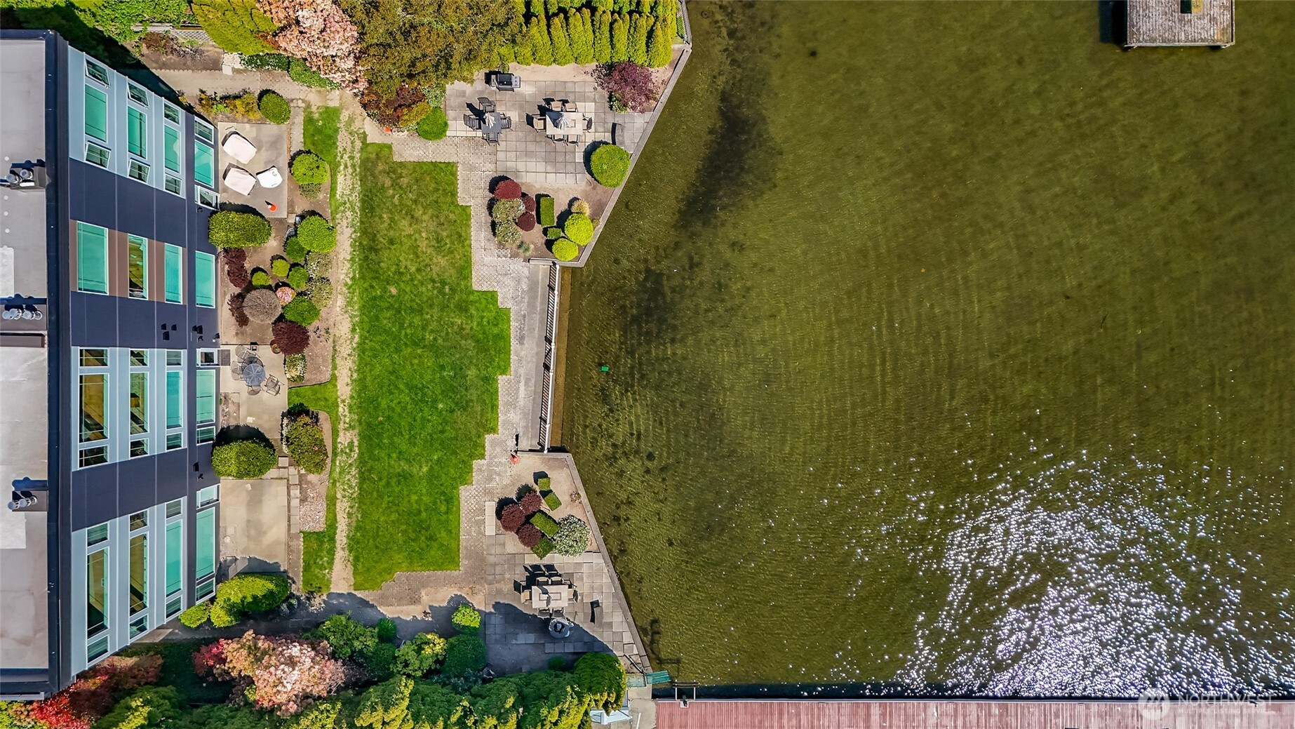 9039 NE Juanita Drive, Kirkland, WA 98034