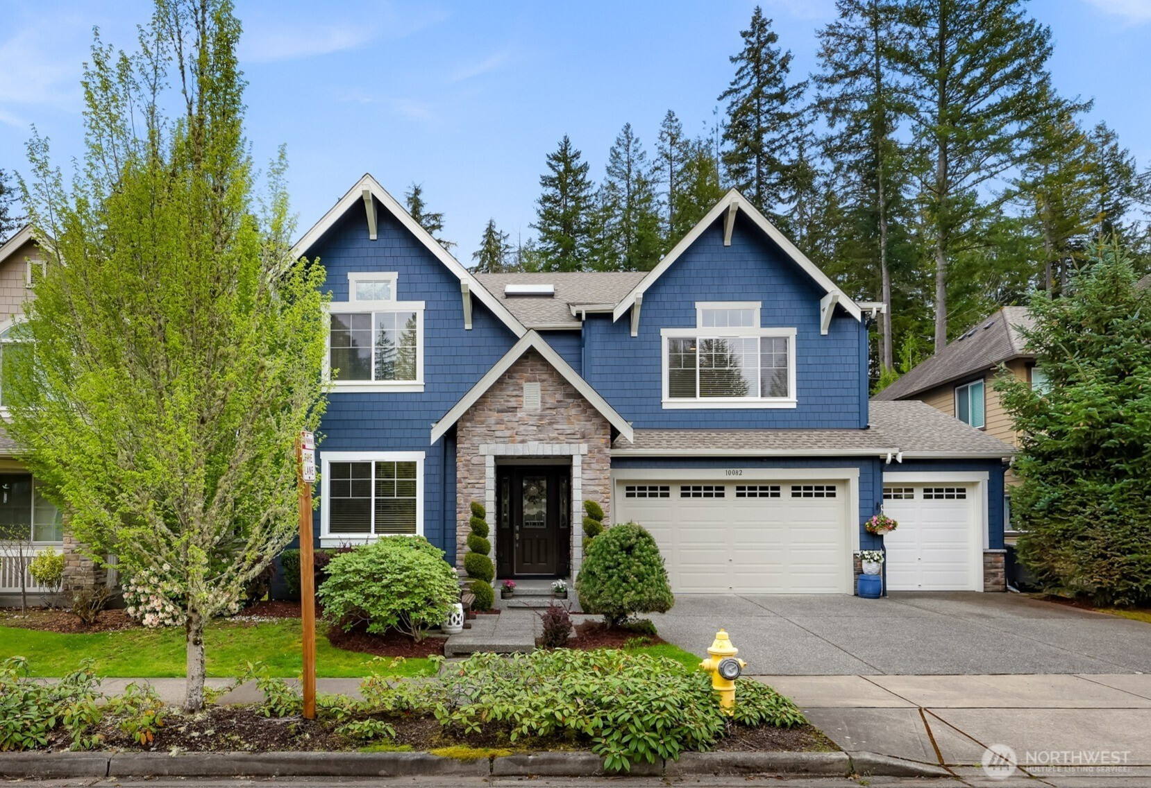 10082 240th Avenue NE, Redmond, WA 98053