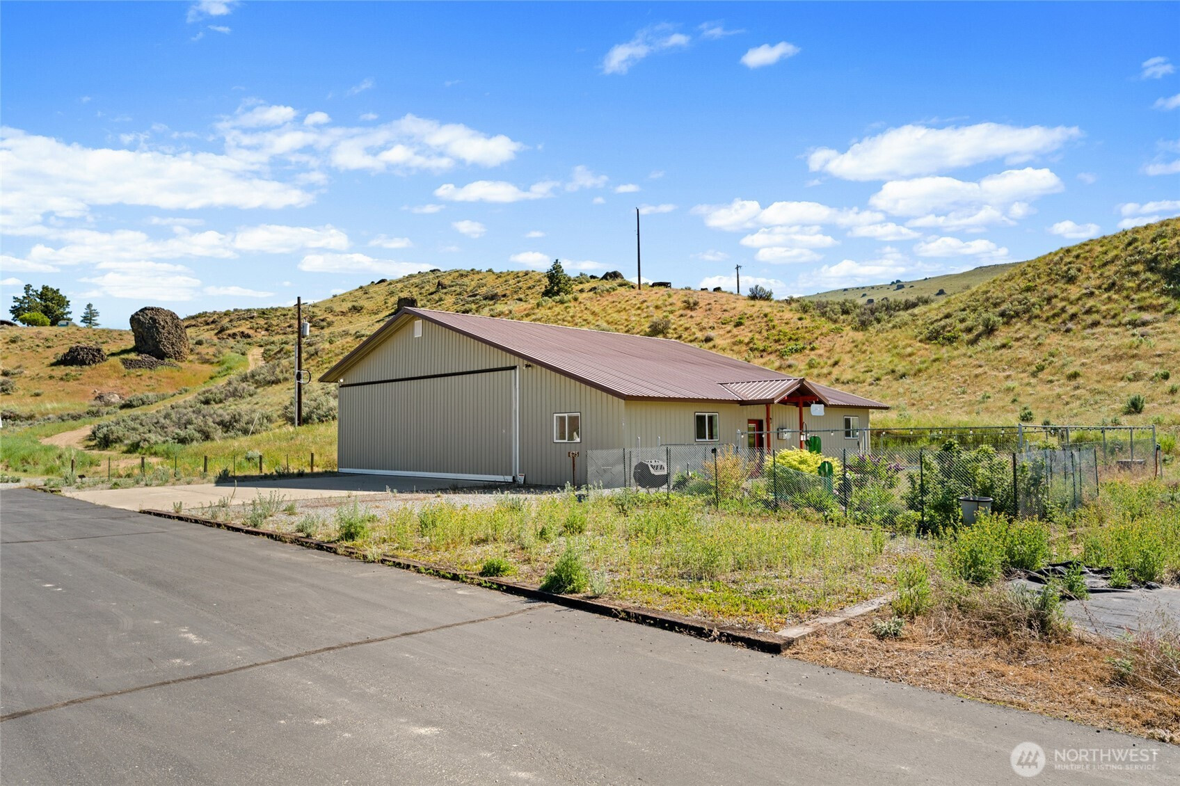 675 Peach Road, Waterville, WA 98858