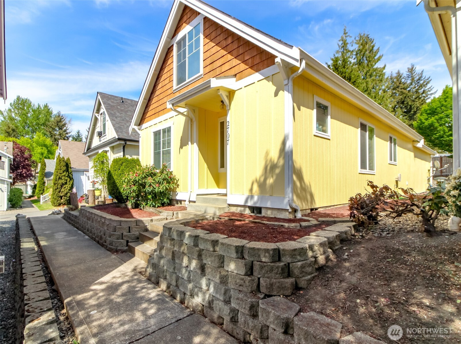 2707 9th Street SE, Puyallup, WA 98374