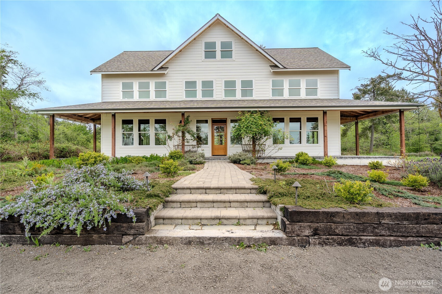 9403 Lohrer Lane NE, Olympia, WA 98516