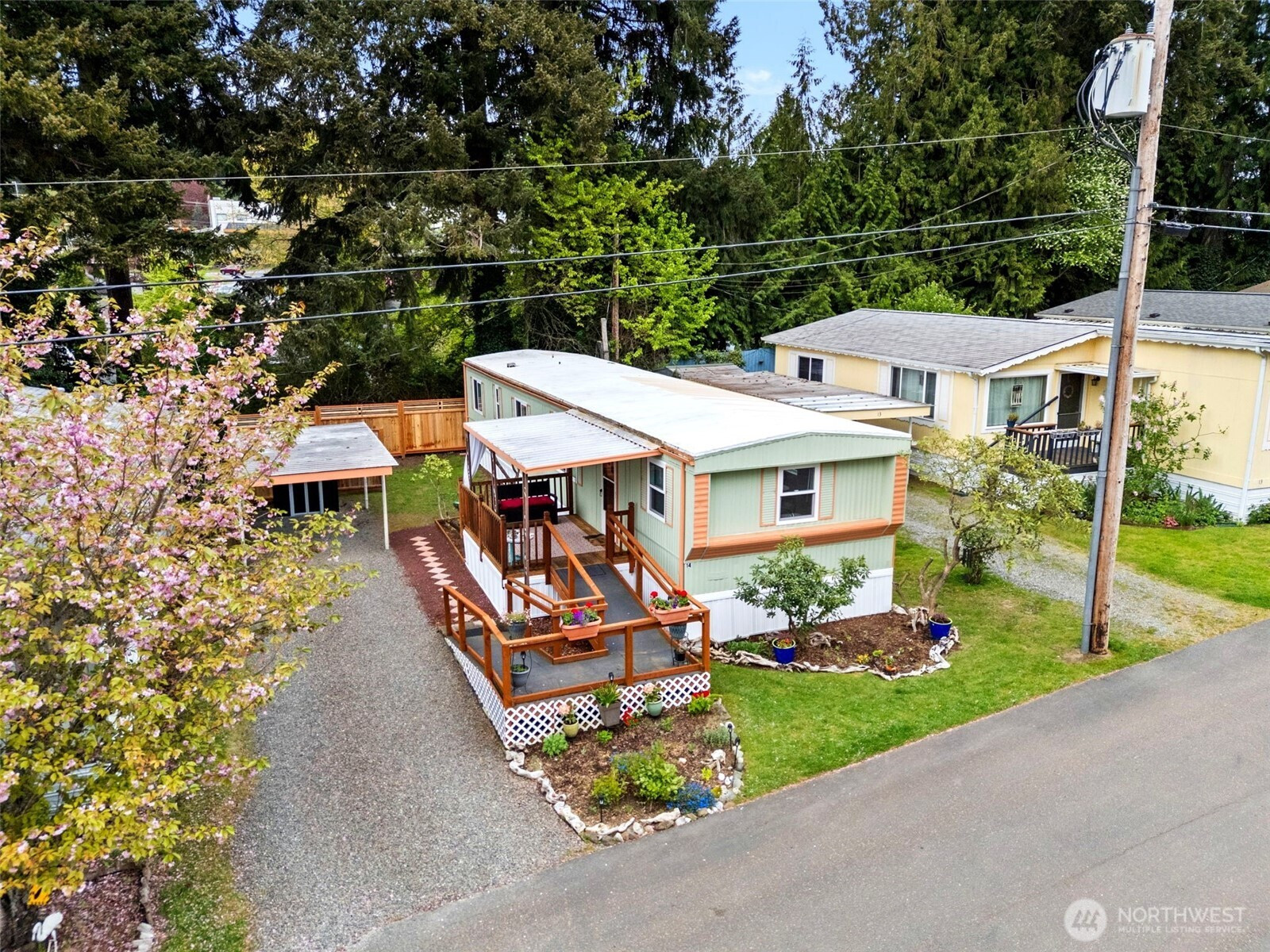 600 NE Lincoln Road, Poulsbo, WA 98370