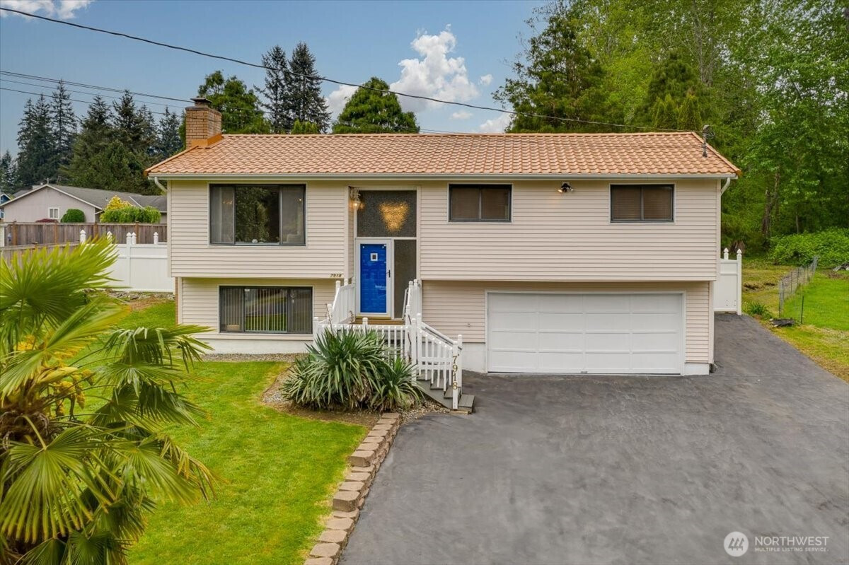 7918 W Glen Drive, Everett, WA 98203