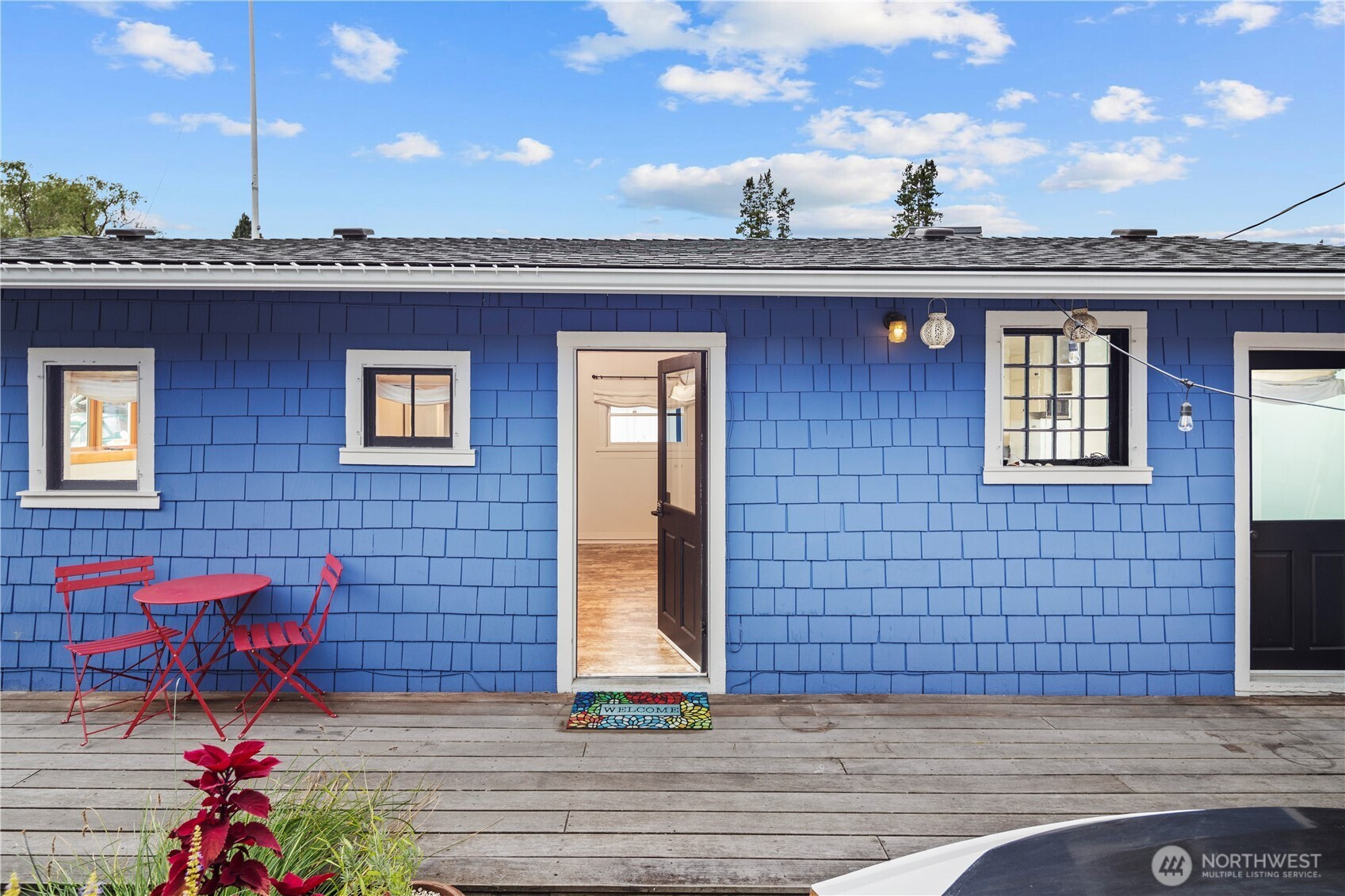 2818 Boyer Avenue E, Seattle, WA 98102