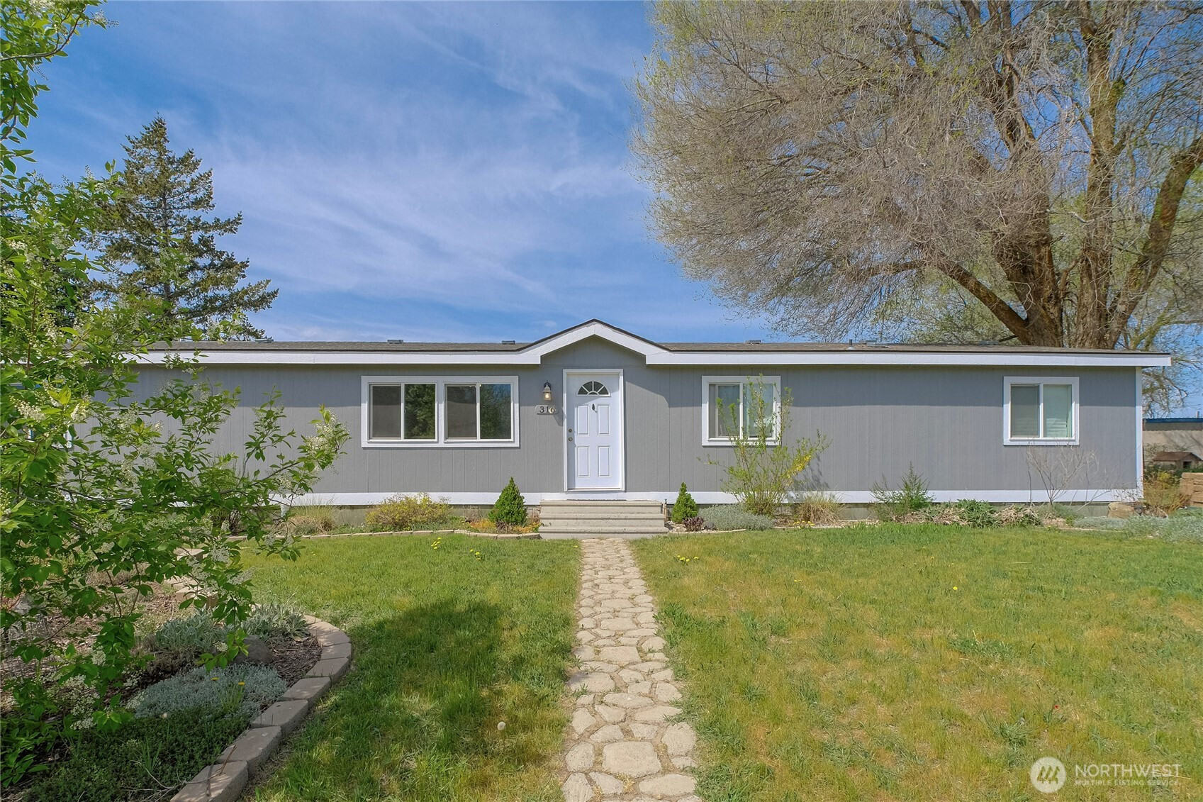 316 S Columbia Avenue, Waterville, WA 98858