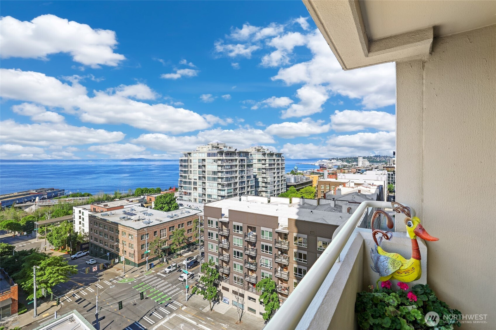 2821 2nd Avenue, Seattle, WA 98121