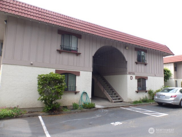 15721 NE 18TH Street, Bellevue, WA 98008