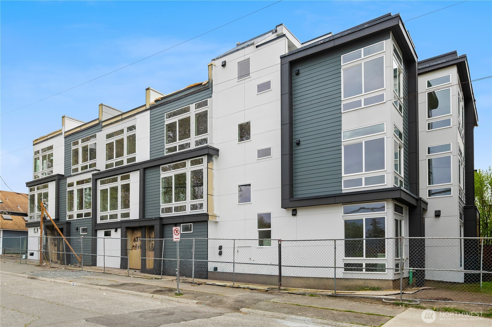 2452 NW 60th Street, Seattle, WA 98107