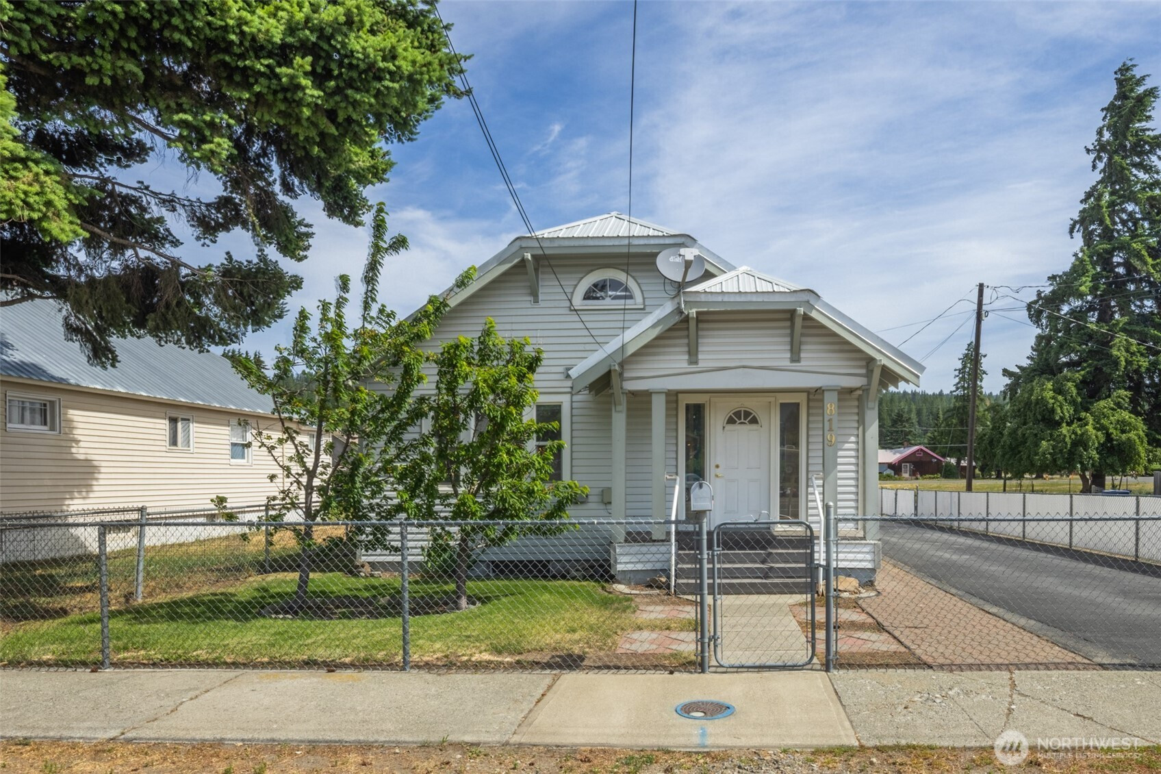 819 1st Street, Cle Elum, WA 98922