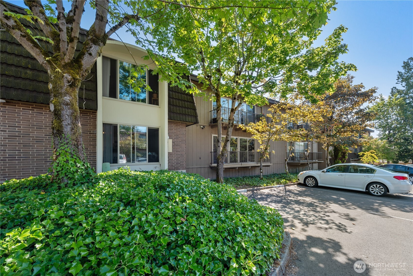 11006 NE 68th Street, Kirkland, WA 98033