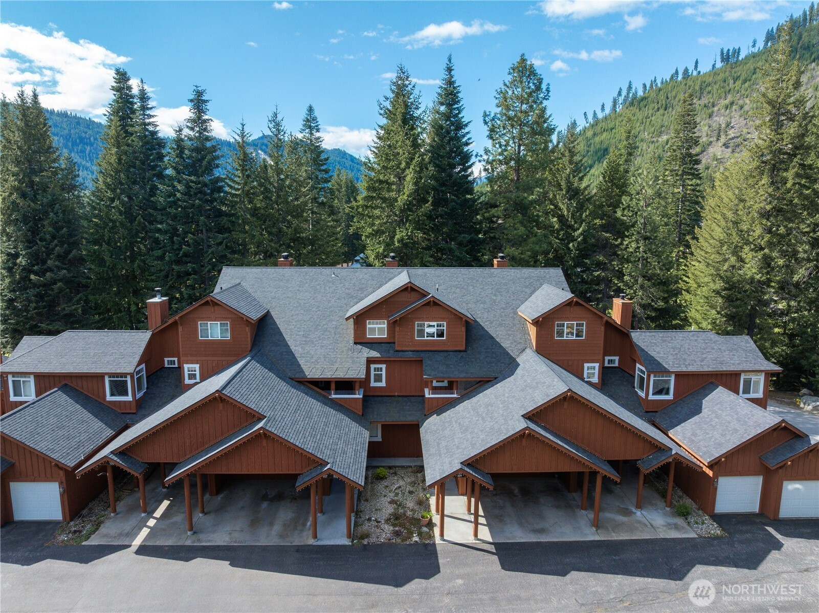 20701 Club House Drive, Leavenworth, WA 98826