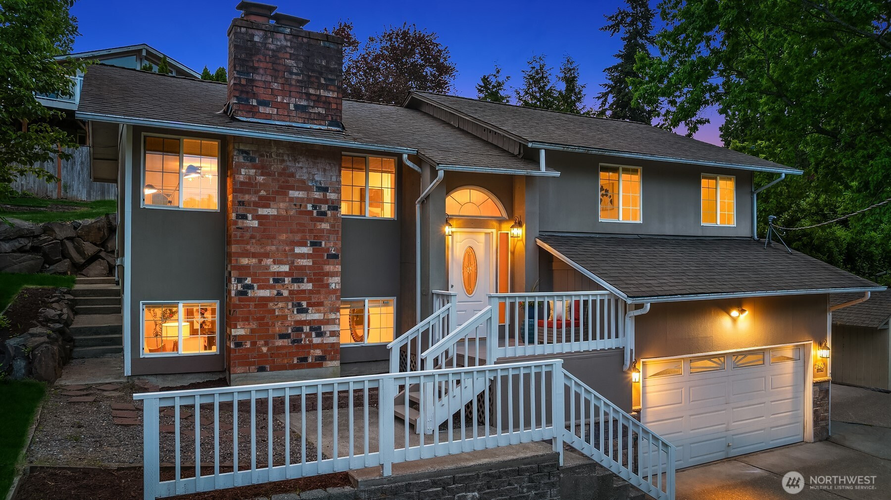 2805 112th Avenue SE, Bellevue, WA 98004