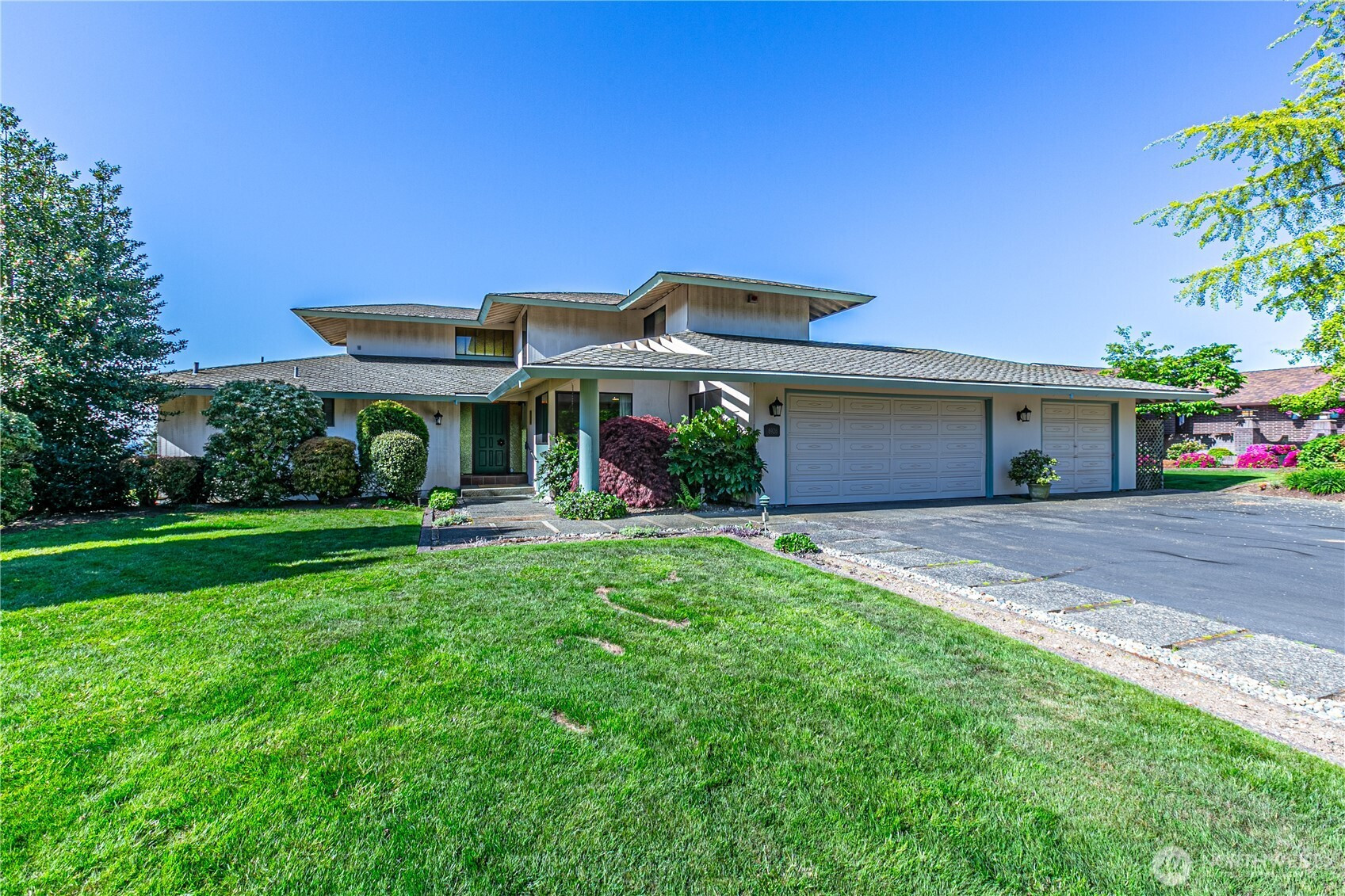 8926 51st Street W, University Place, WA 98467
