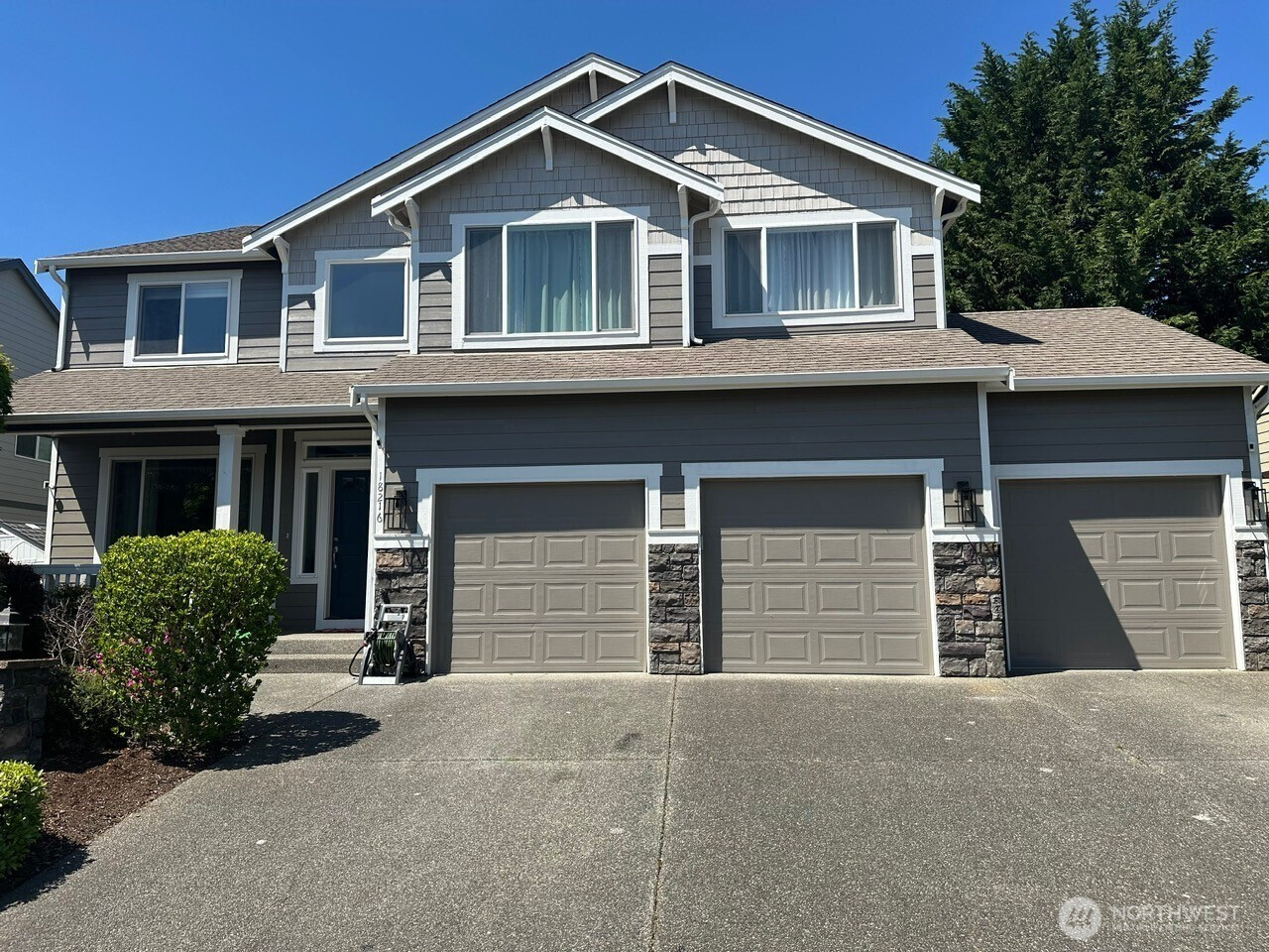 18216 18216 92nd Avenue E, Puyallup, WA 98375