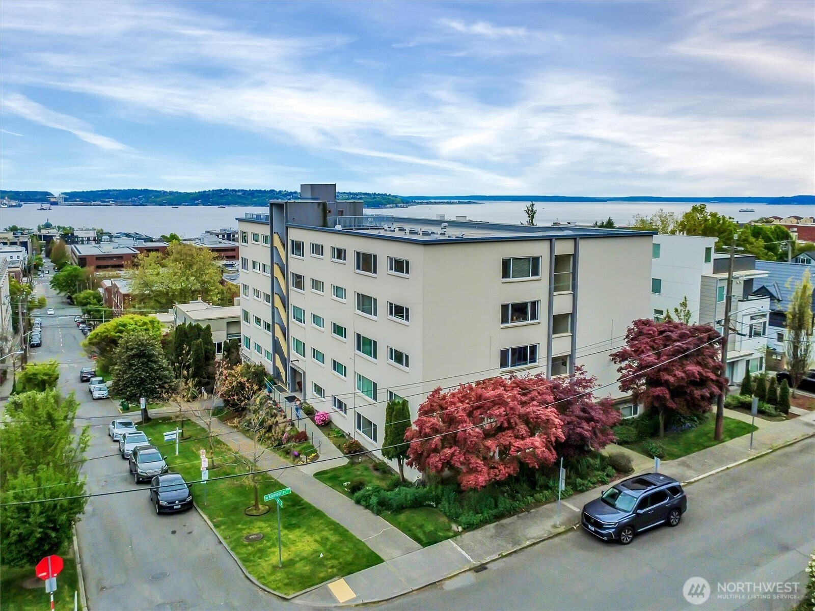 919 2nd Avenue W, Seattle, WA 98119