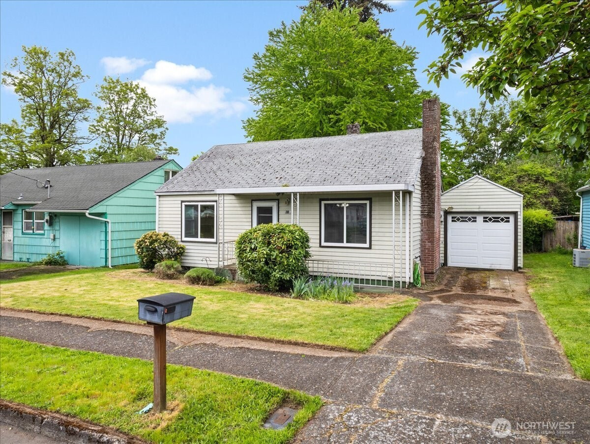 1016 W Street, Vancouver, WA 98661