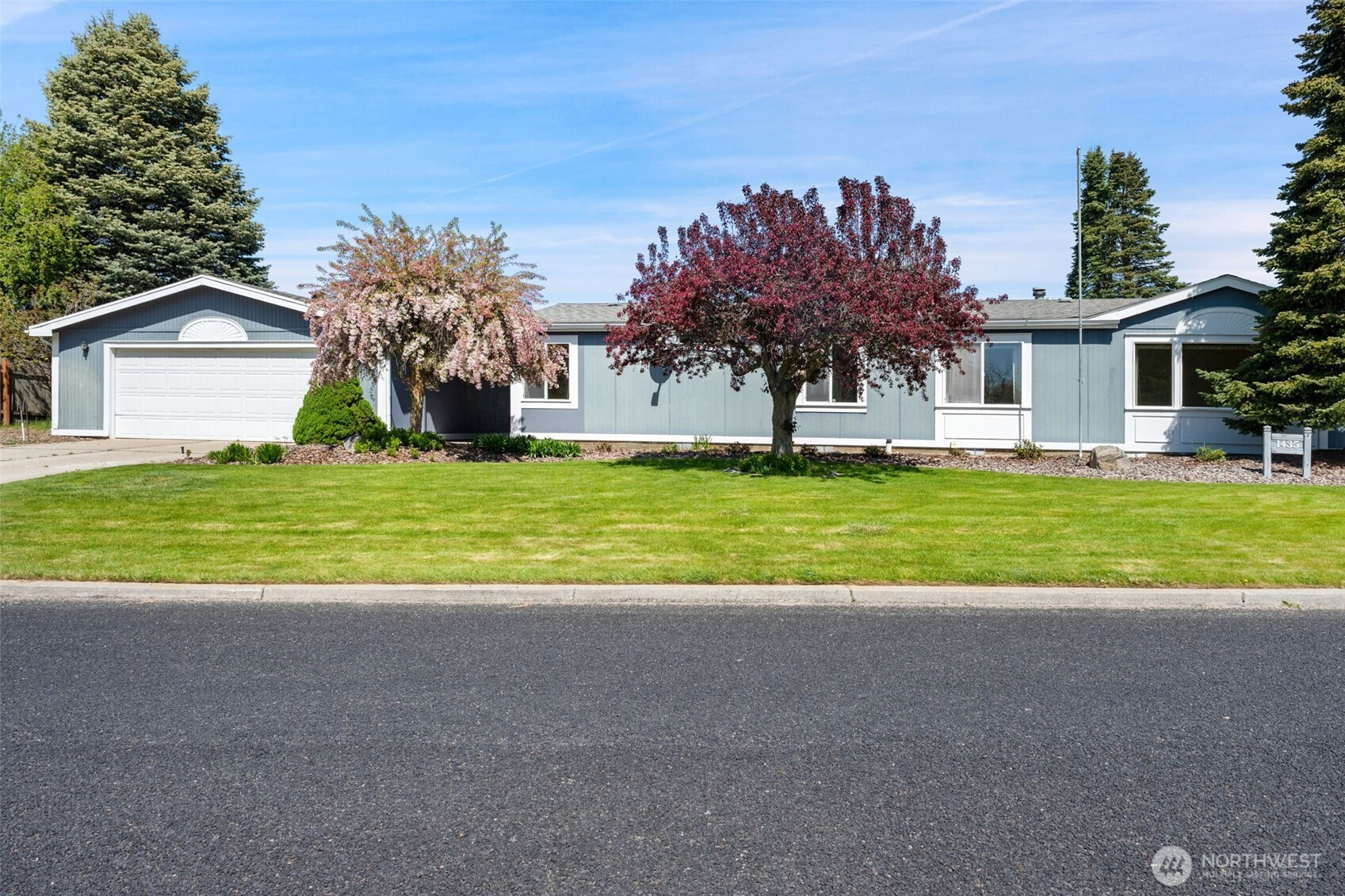 1435 E 4th Street, Deer Park, WA 99006