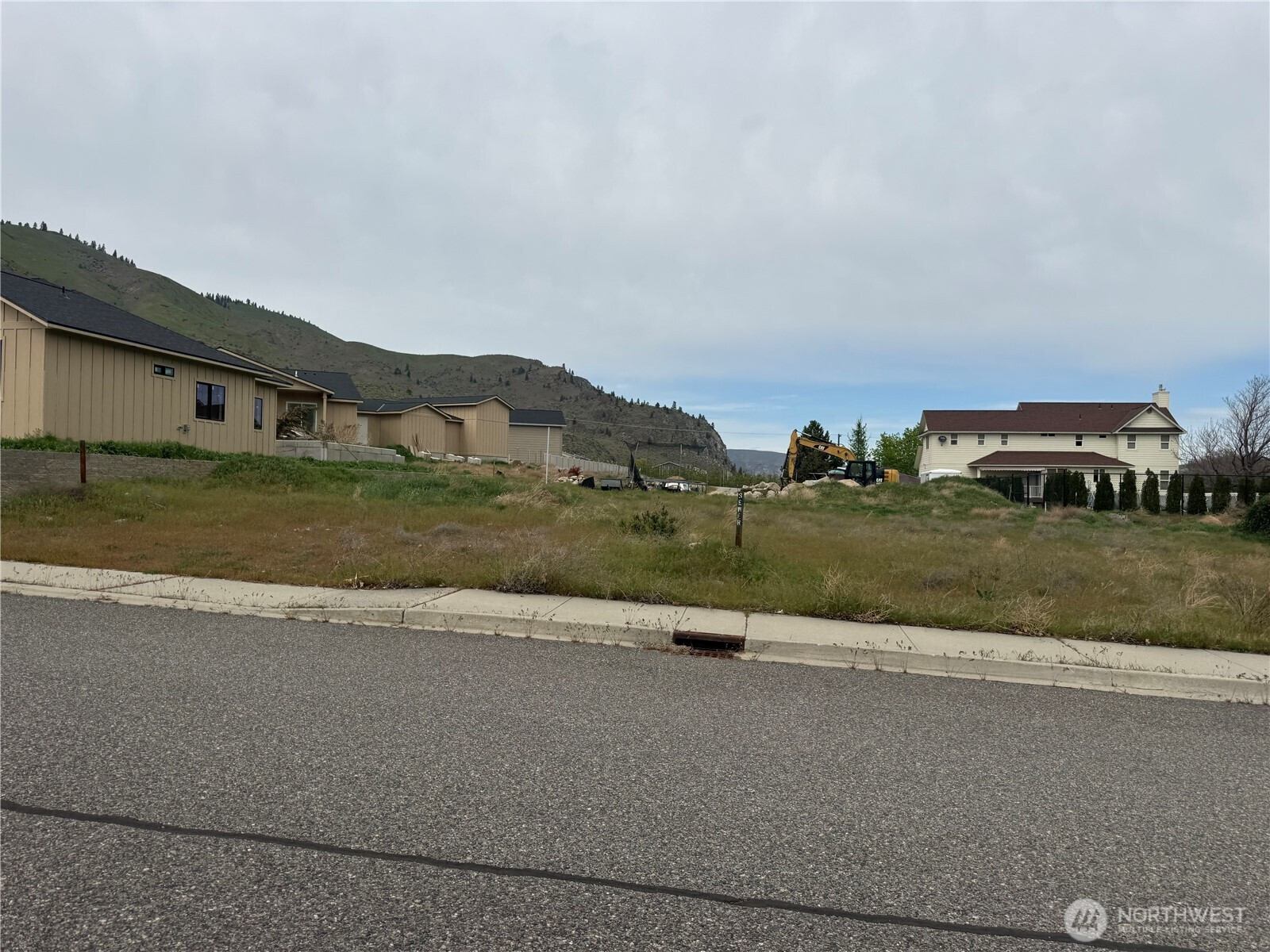 1027 Crest Loop, Entiat, WA 98822