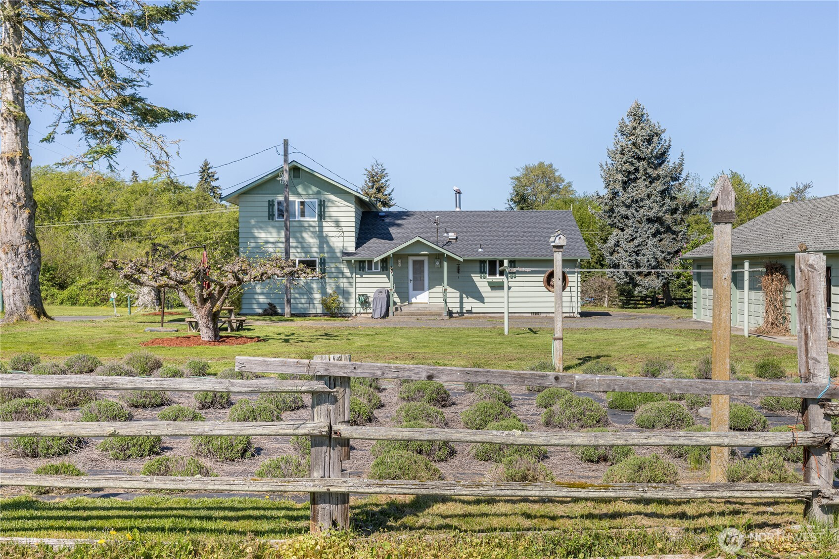 31 Brueckner Road, Sequim, WA 98382