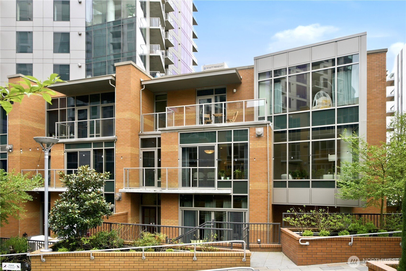 10620 NE 9th Place, Bellevue, WA 98004