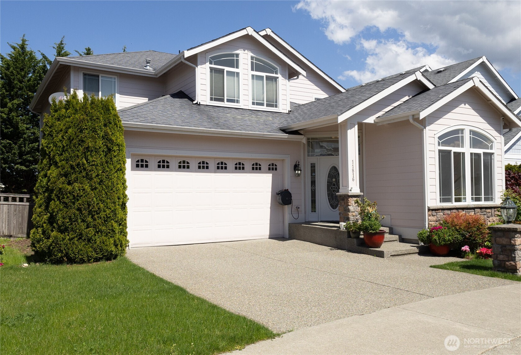 11816 SE 240th Place, Kent, WA 98030