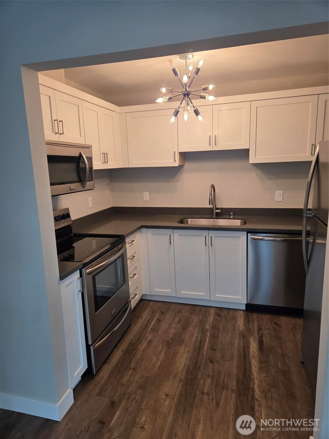 2824 Grand Ave, Everett, WA 98201