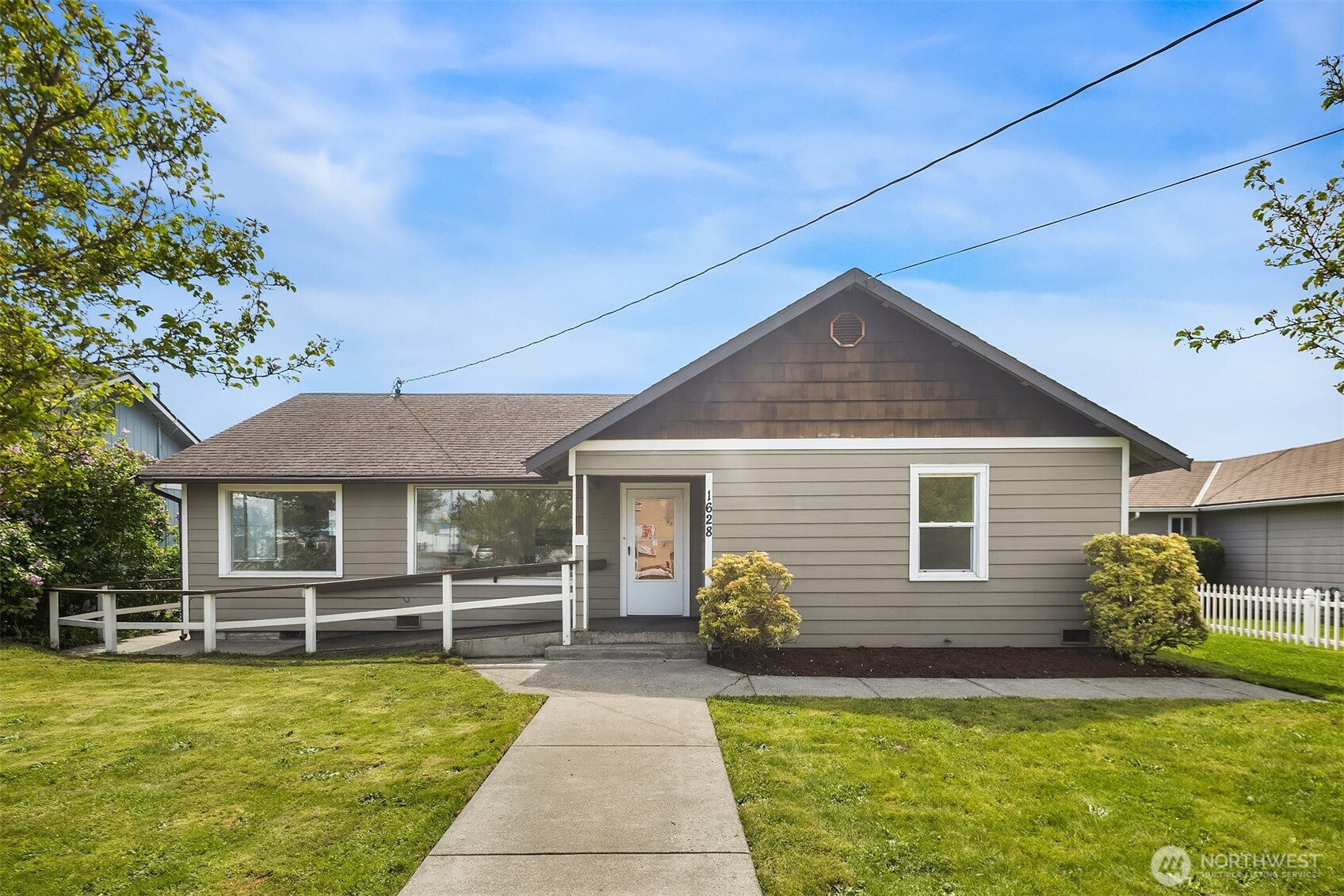 1628 Grove Street, Marysville, WA 98270
