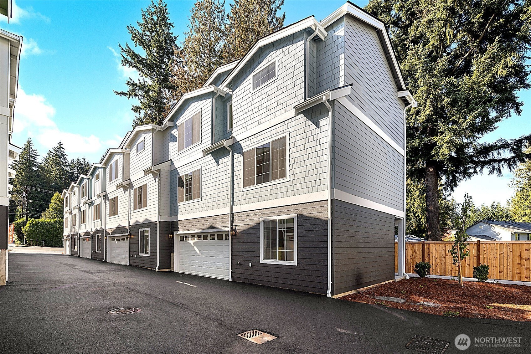 19505 Damson Road, Lynnwood, WA 98036