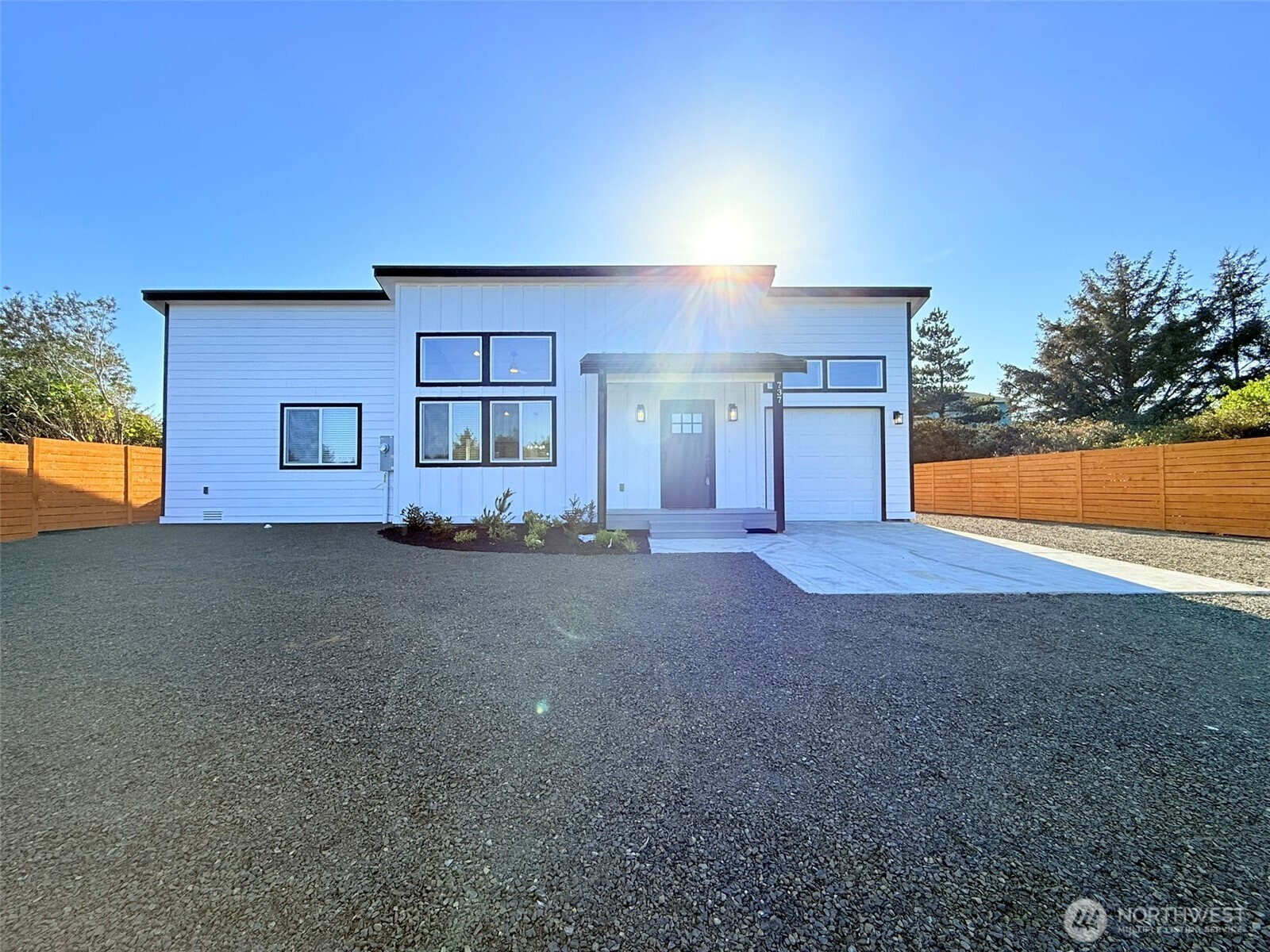737 Ocean Shores Boulevard SW, Ocean Shores, WA 98569