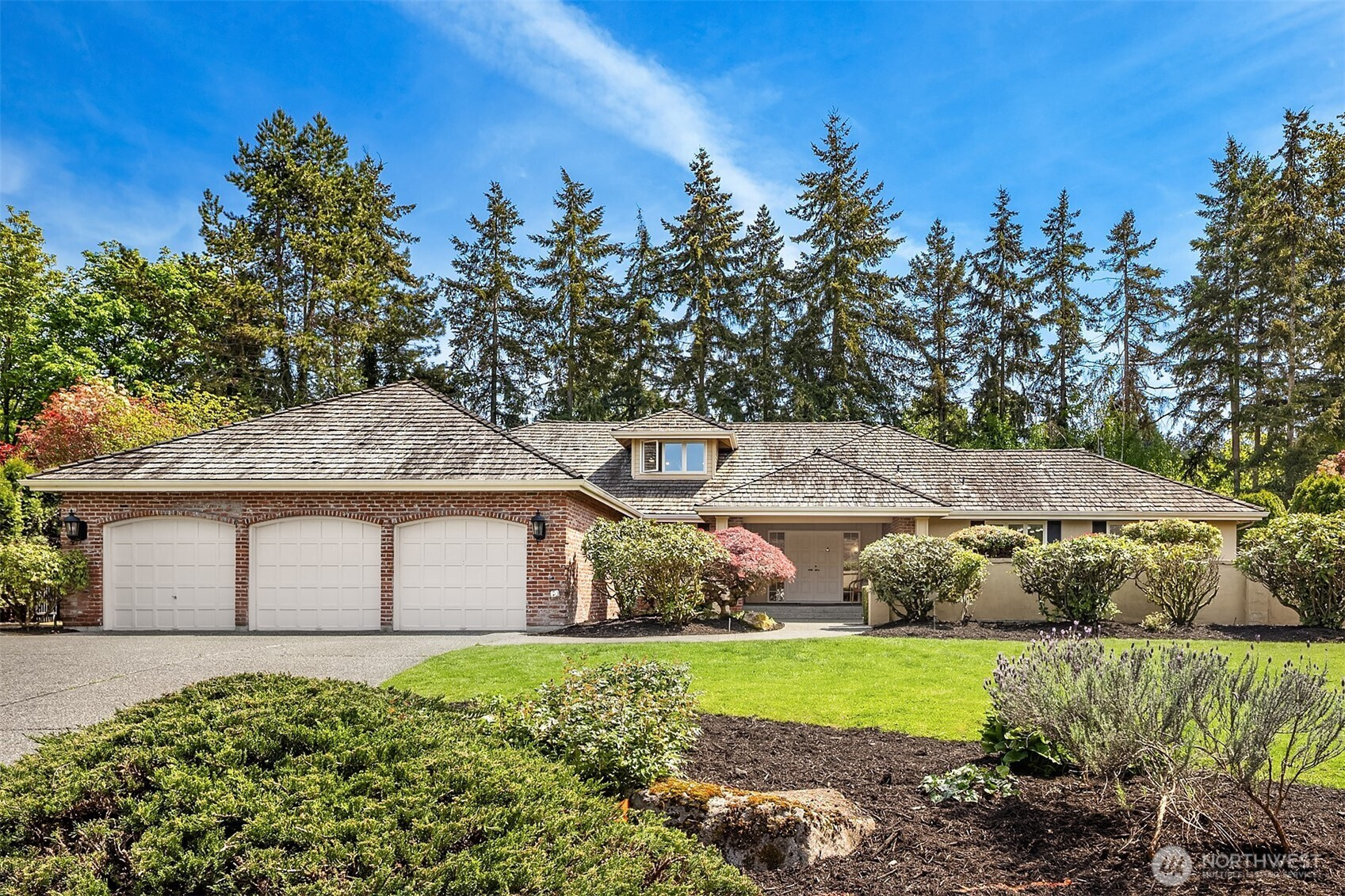 8531 Hunts Point Lane, Hunts Point, WA 98004