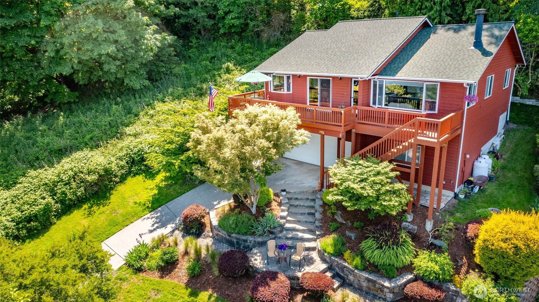2205 Cranes Landing Drive, Greenbank, WA 98253