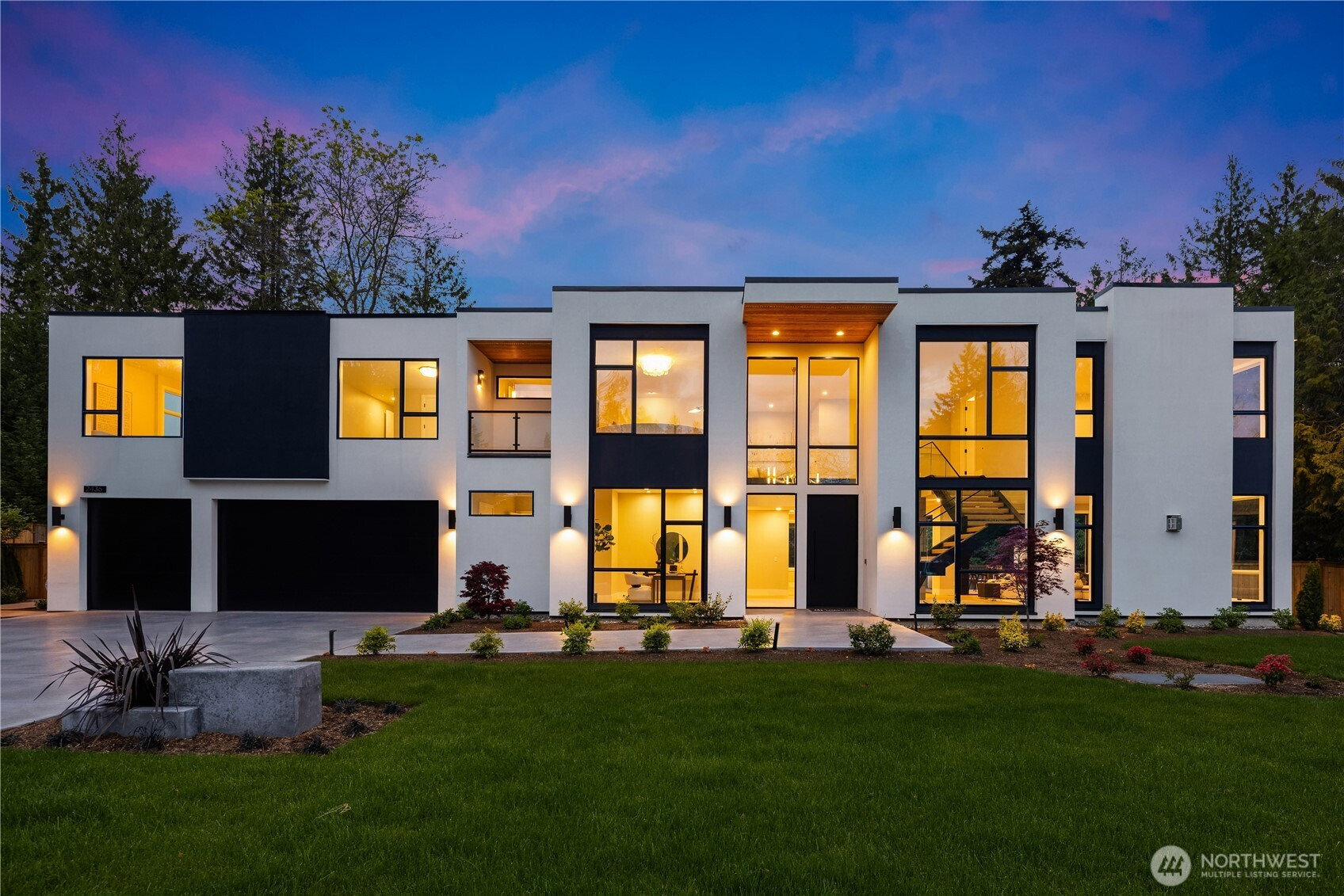 2436 82ND AVE NE, Medina, WA 98039