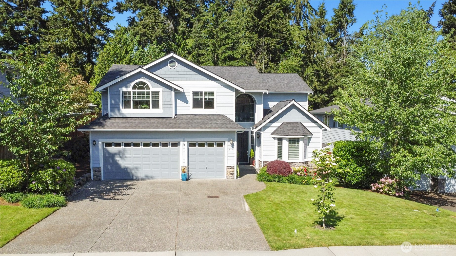 18212 W 73rd Avenue, Edmonds, WA 98026