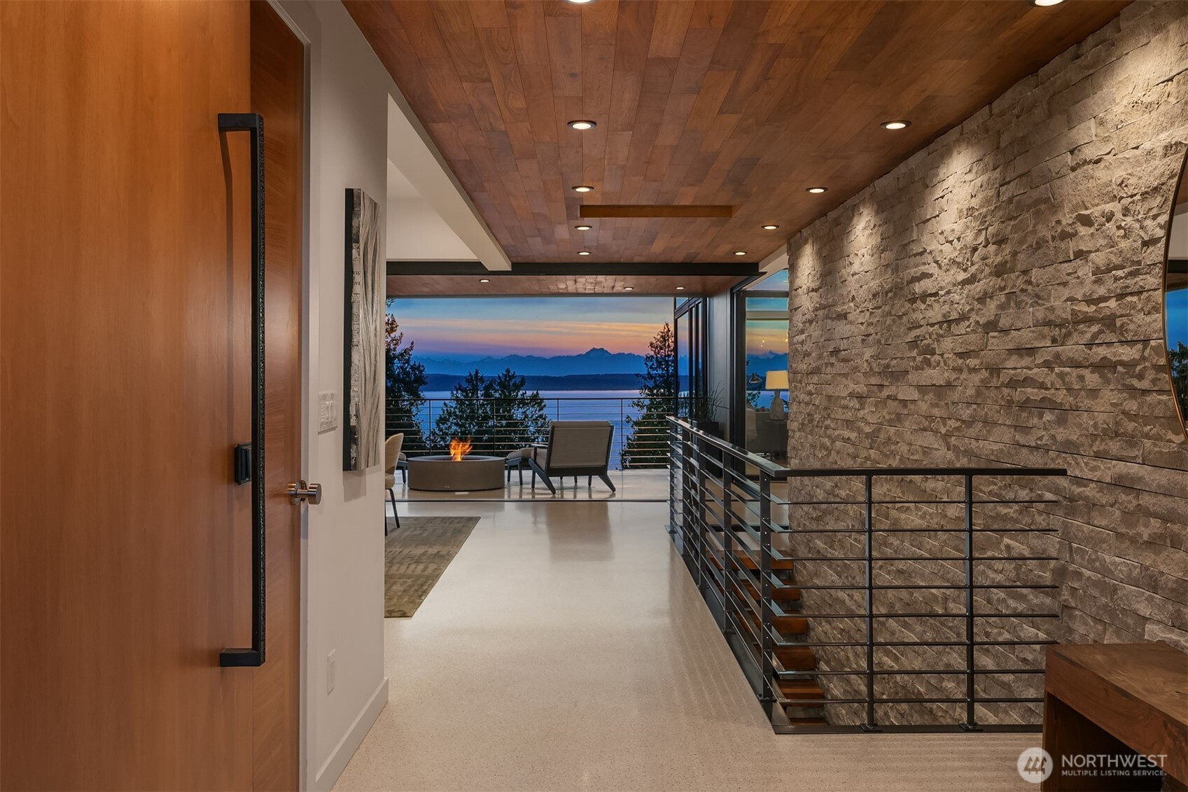 2825 Magnolia Boulevard W, Seattle, WA 98199